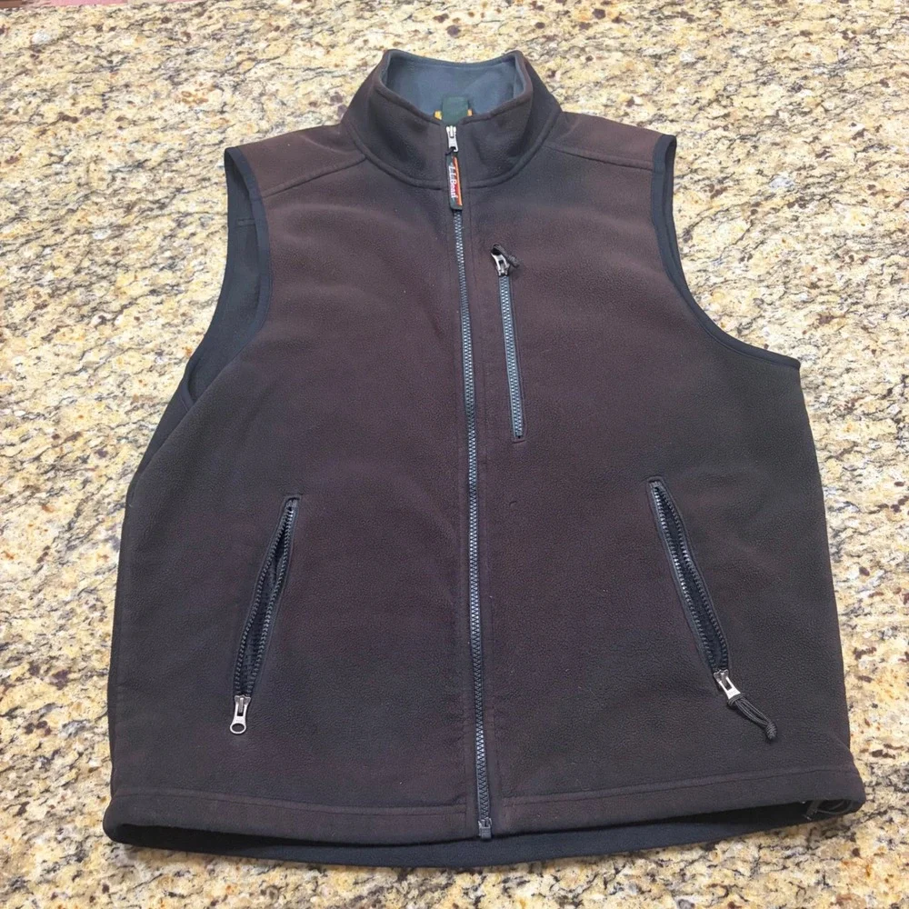 LL Bean Mens Fleece Vest Dark Brown Full Zip Pockets Medium Regular